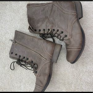 Steve Madden Motto Boots